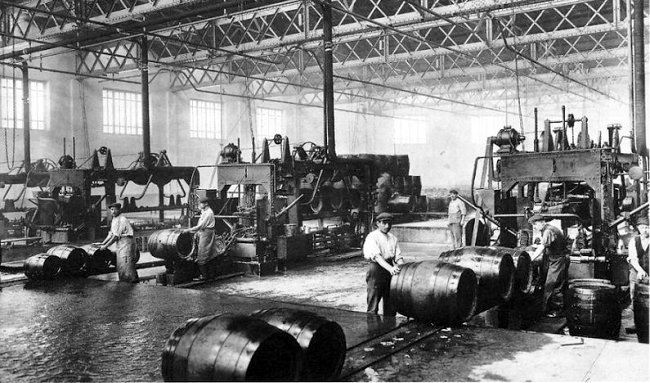 Les ateliers de mise en futs de la bière