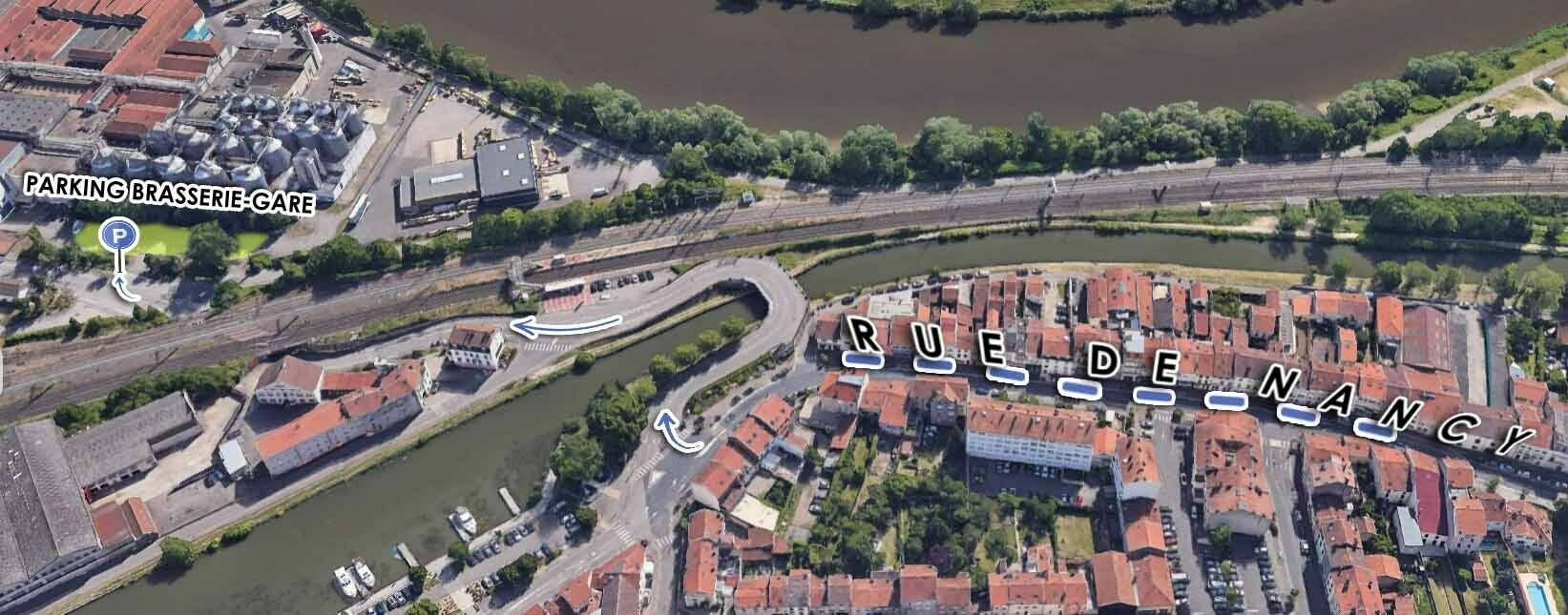 Stationnement en centre-ville commer&ccedil;ant